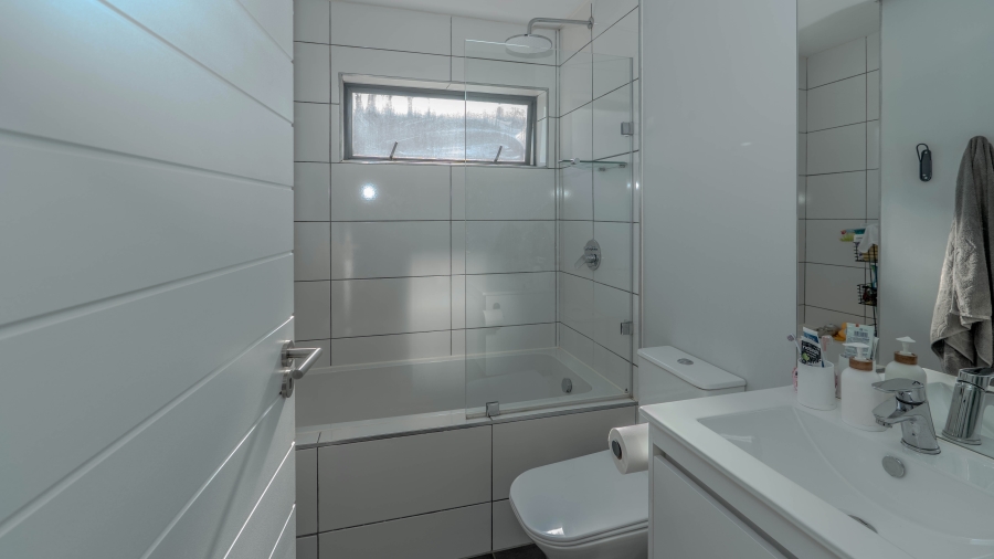 2 Bedroom Property for Sale in Newinbosch Western Cape